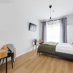 Break Plac Wolności 6 3*