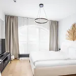 Break Plac Wolności 6 Hotel apartamentowy 3*