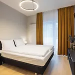 Hotel apartamentowy Break Plac Wolności 6 3*