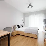 Break Plac Wolności 6 3*