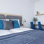 Break Plac Wolności 6 Hotel apartamentowy