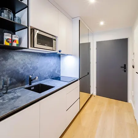 Апарт-отель Break Plac Wolnosci 6 Познань