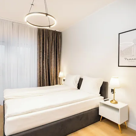 Break Plac Wolnosci 6