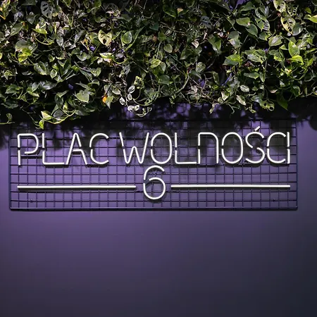 Hotel apartamentowy Break Plac Wolności 6